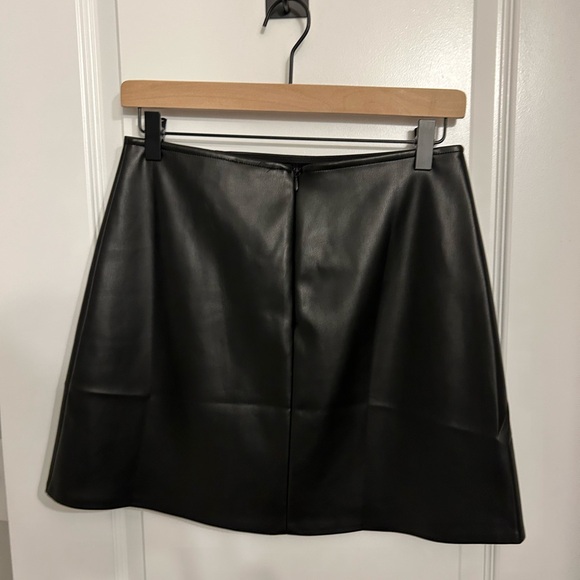 Breakaway Mini Skirt- 4. - Picture 8 of 8
